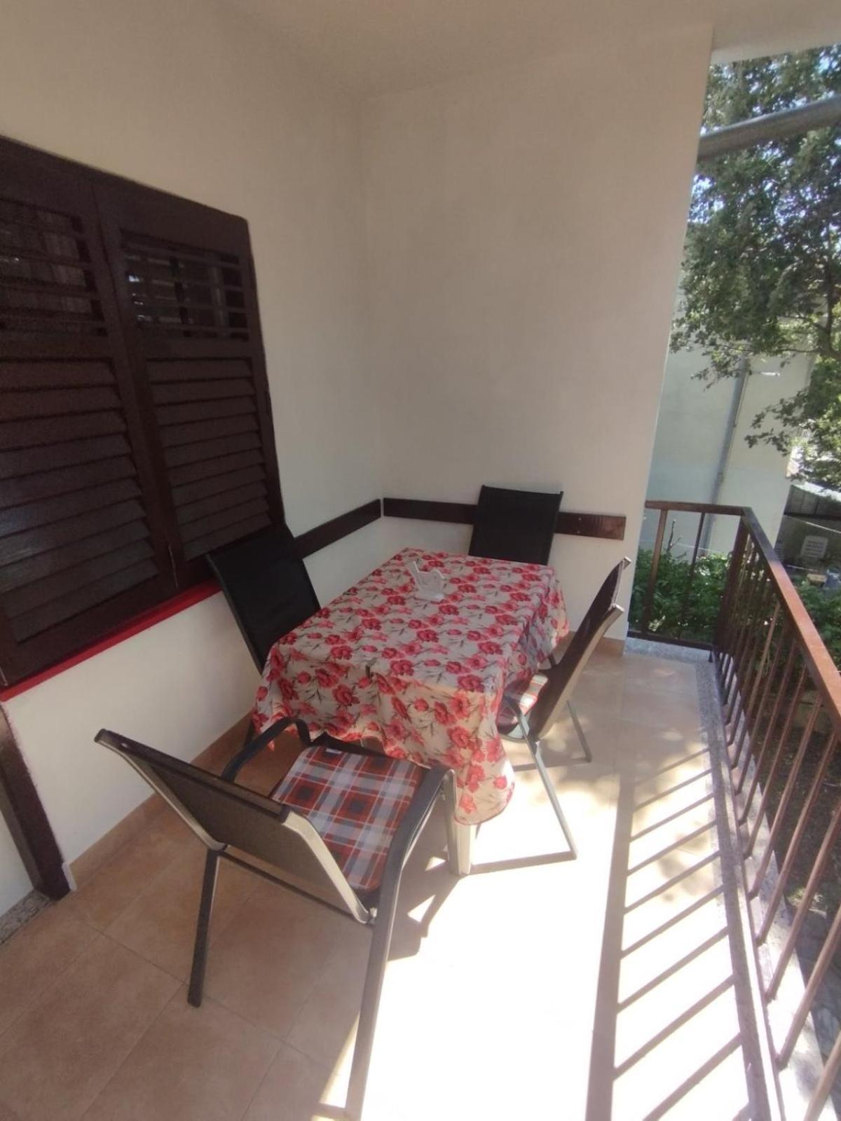 Apartman Kora Njivice Εξωτερικό φωτογραφία
